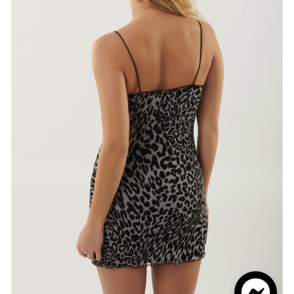GARAGE MESH SLIP DRESS 💗 - Picture 2 of 4
